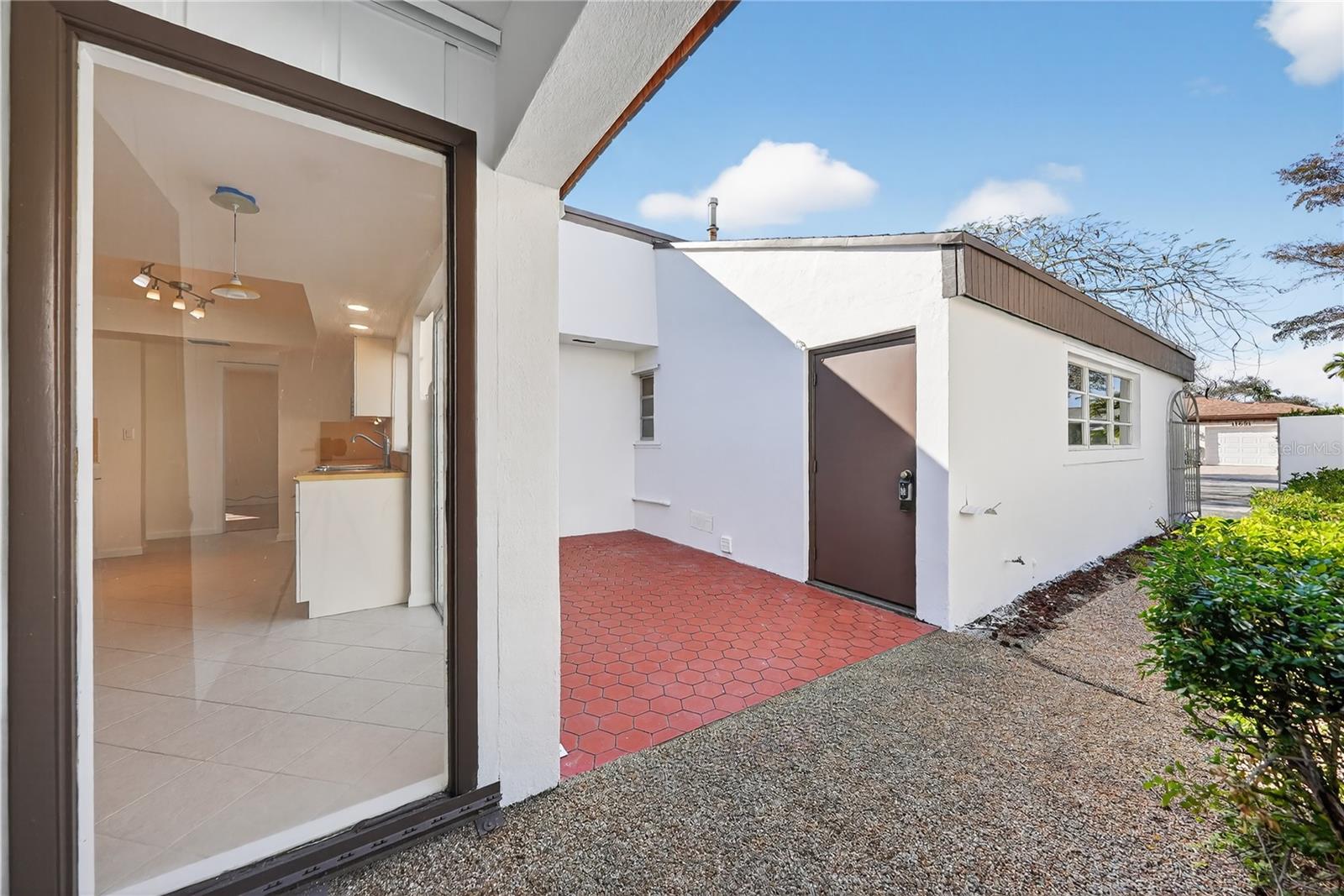 CORAL HIGHLANDS - Residential