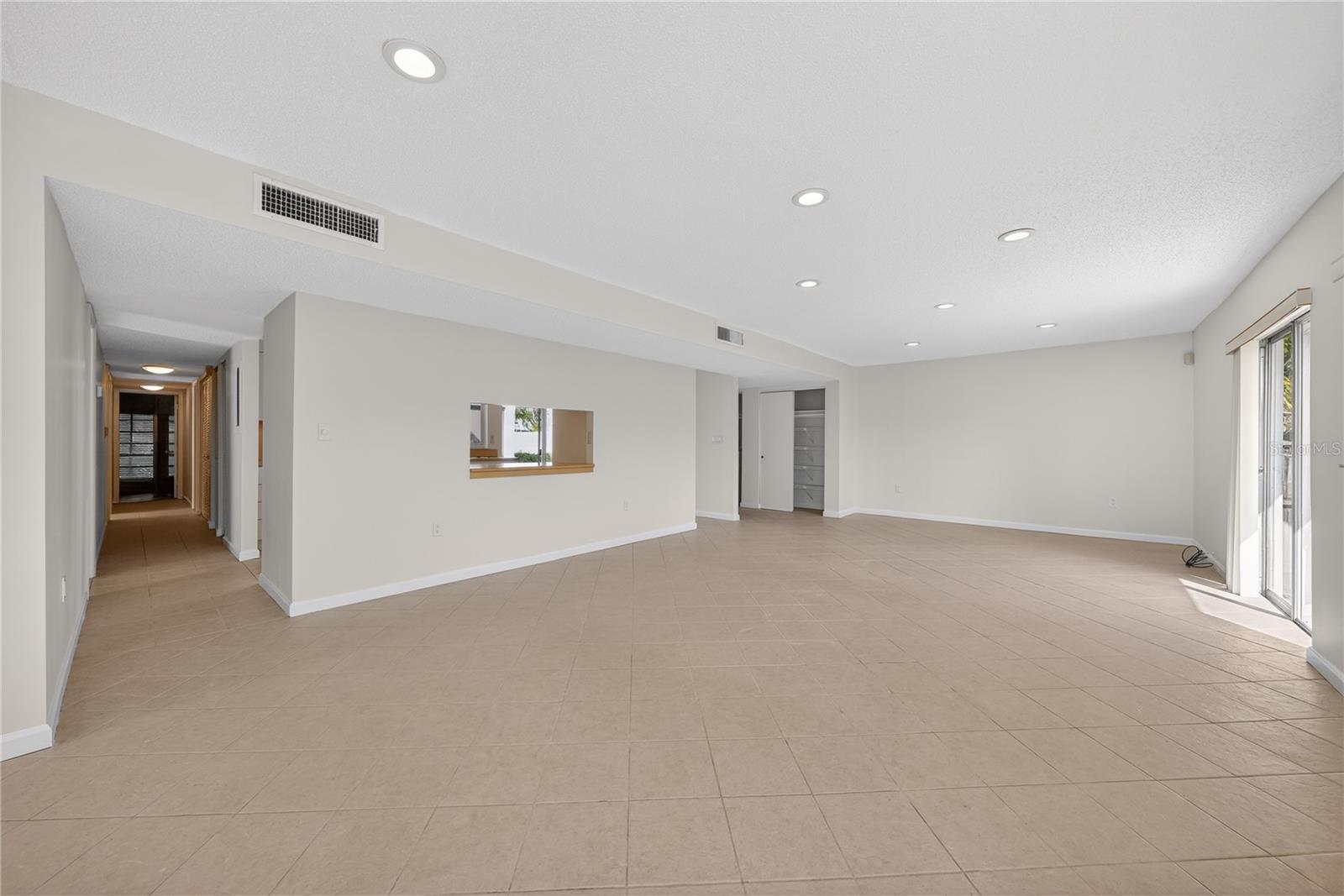 CORAL HIGHLANDS - Residential