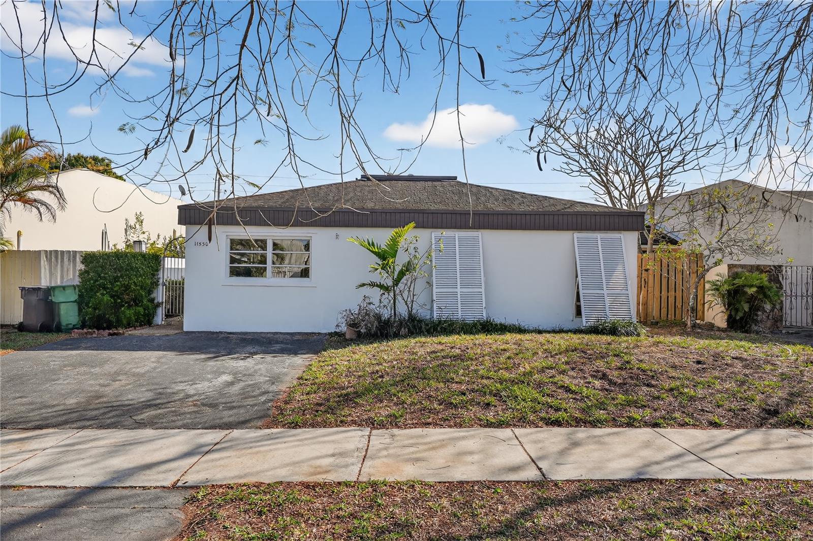 CORAL HIGHLANDS - Residential