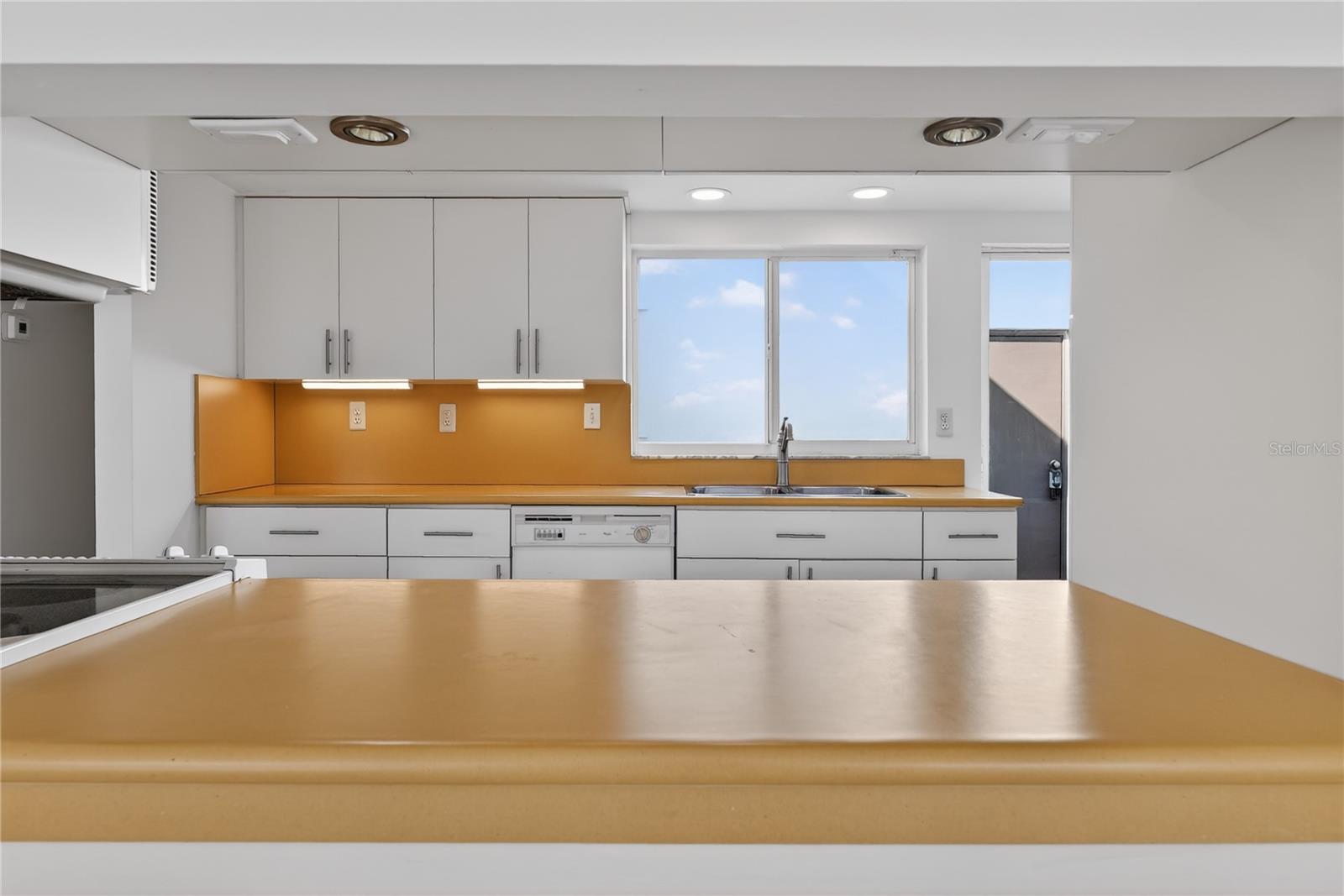 CORAL HIGHLANDS - Residential