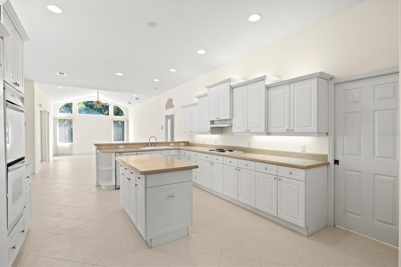 PARKWOOD LAKES PH I & II - Residential