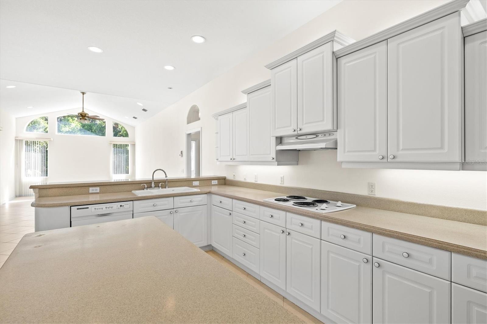 PARKWOOD LAKES PH I & II - Residential