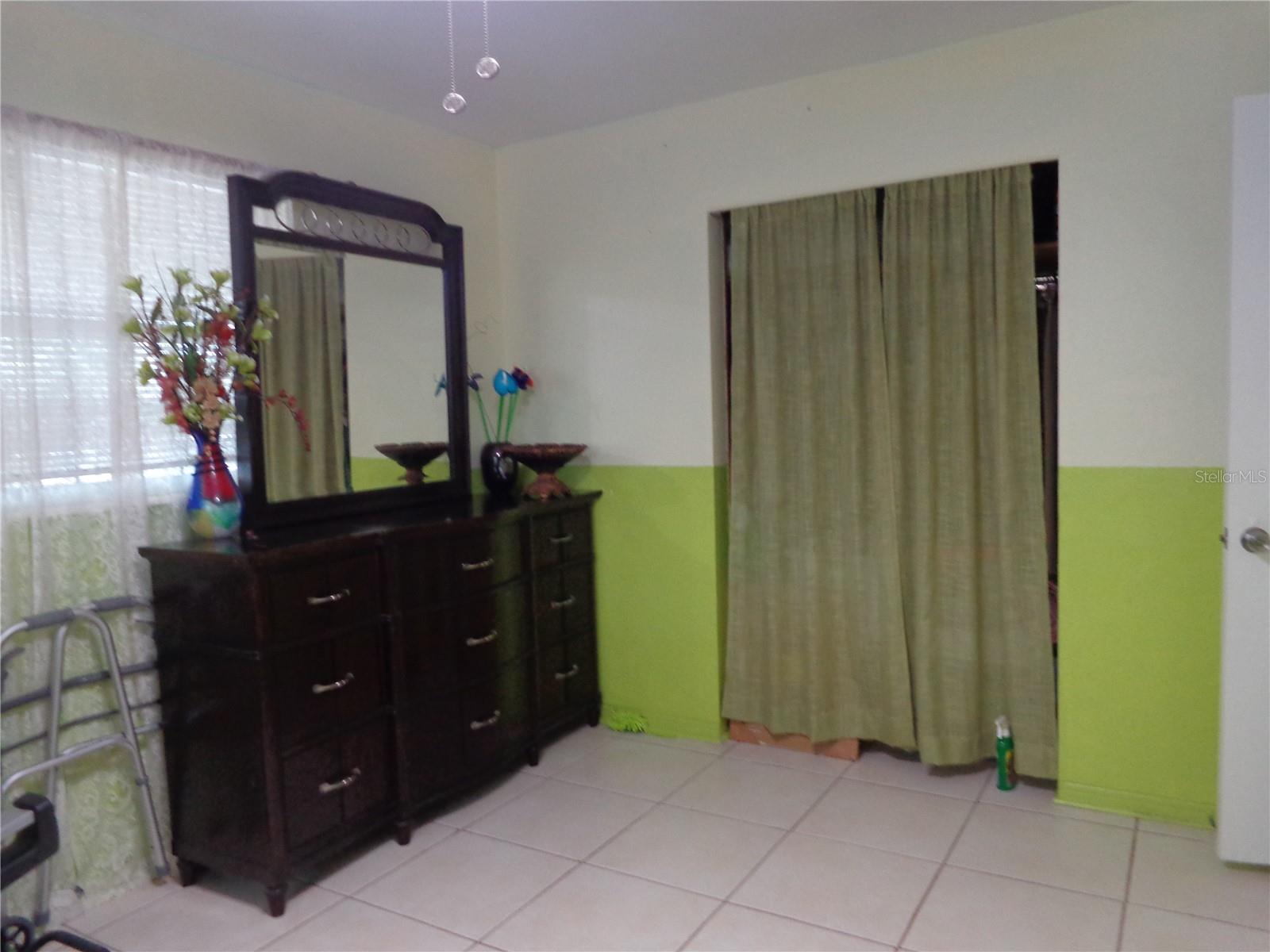 SHERYL MANOR - Residential