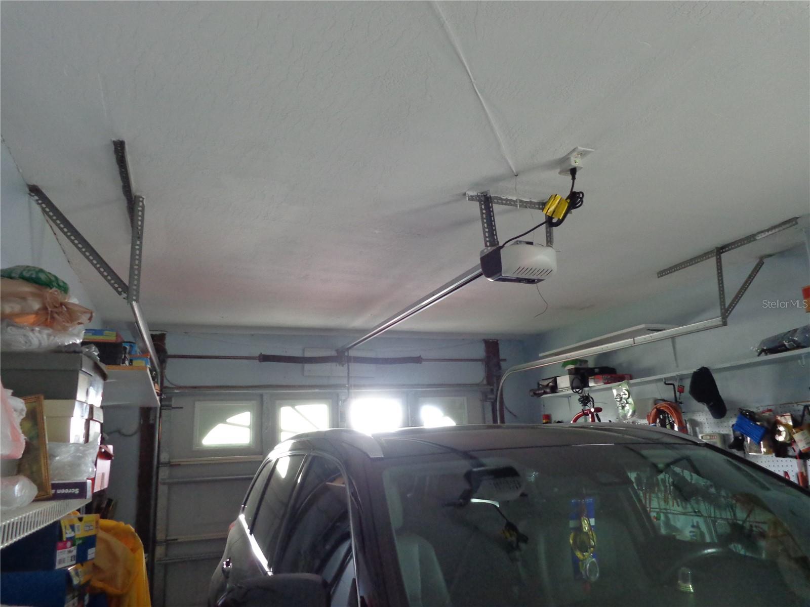 SHERYL MANOR - Residential