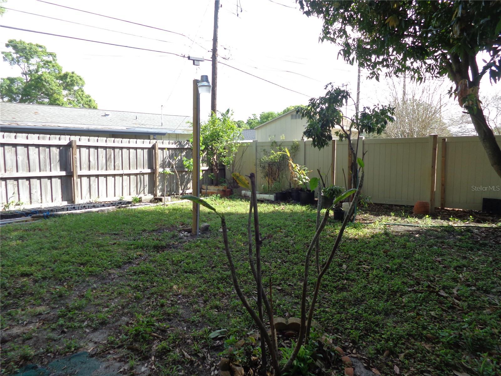 SHERYL MANOR - Residential