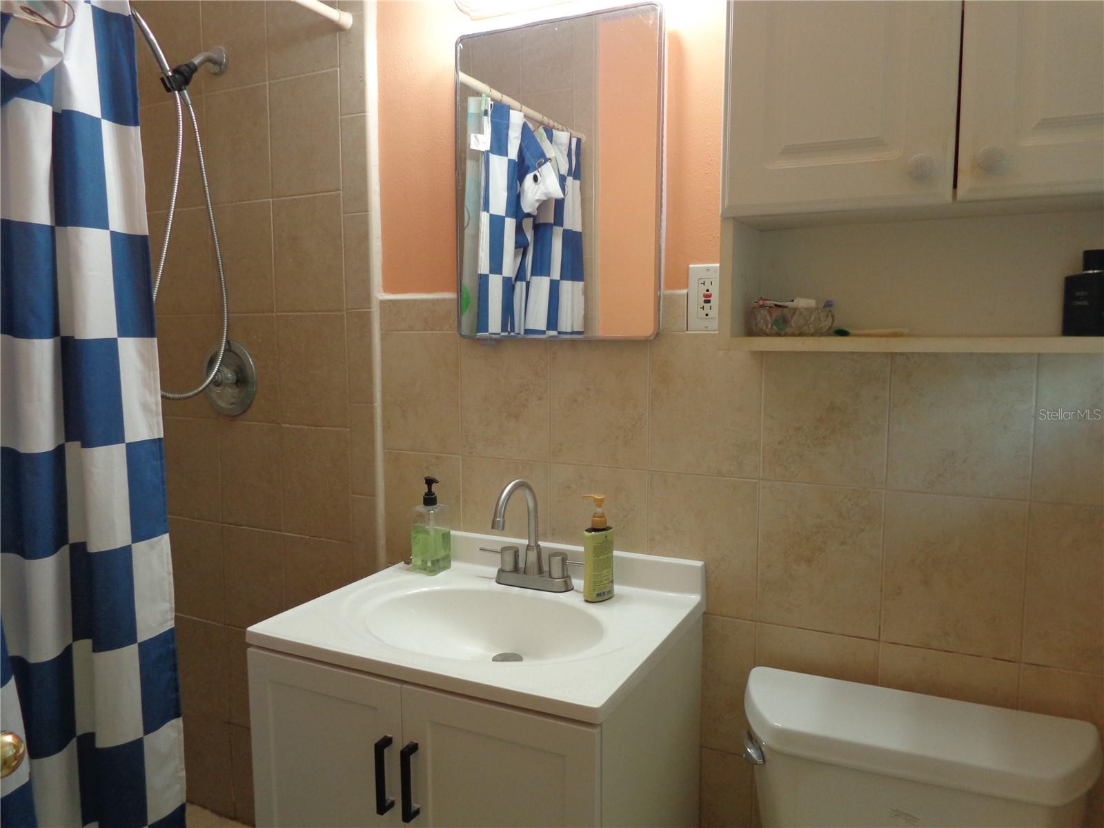 SHERYL MANOR - Residential