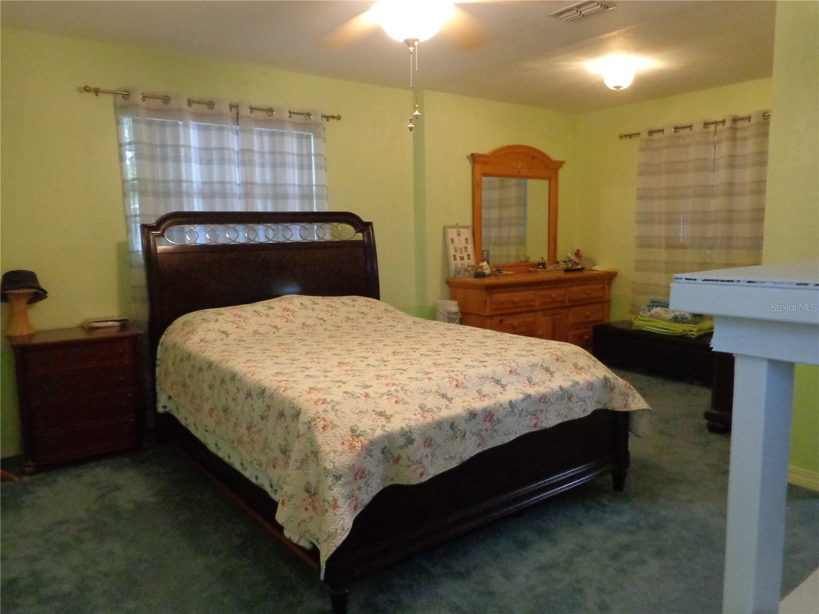 SHERYL MANOR - Residential