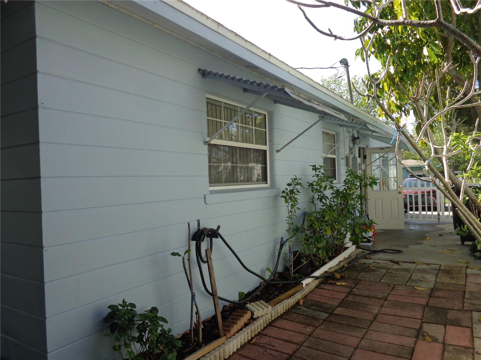 SHERYL MANOR - Residential