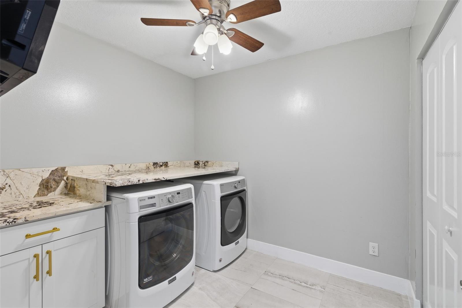 GROVE PARK ESTATES UNIT 7 - Residential