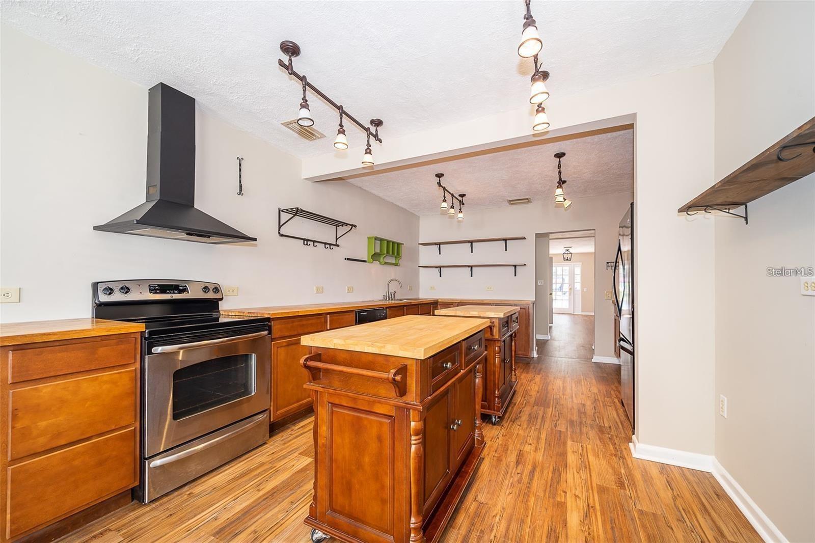 CONWAY PARK - Residential Lease