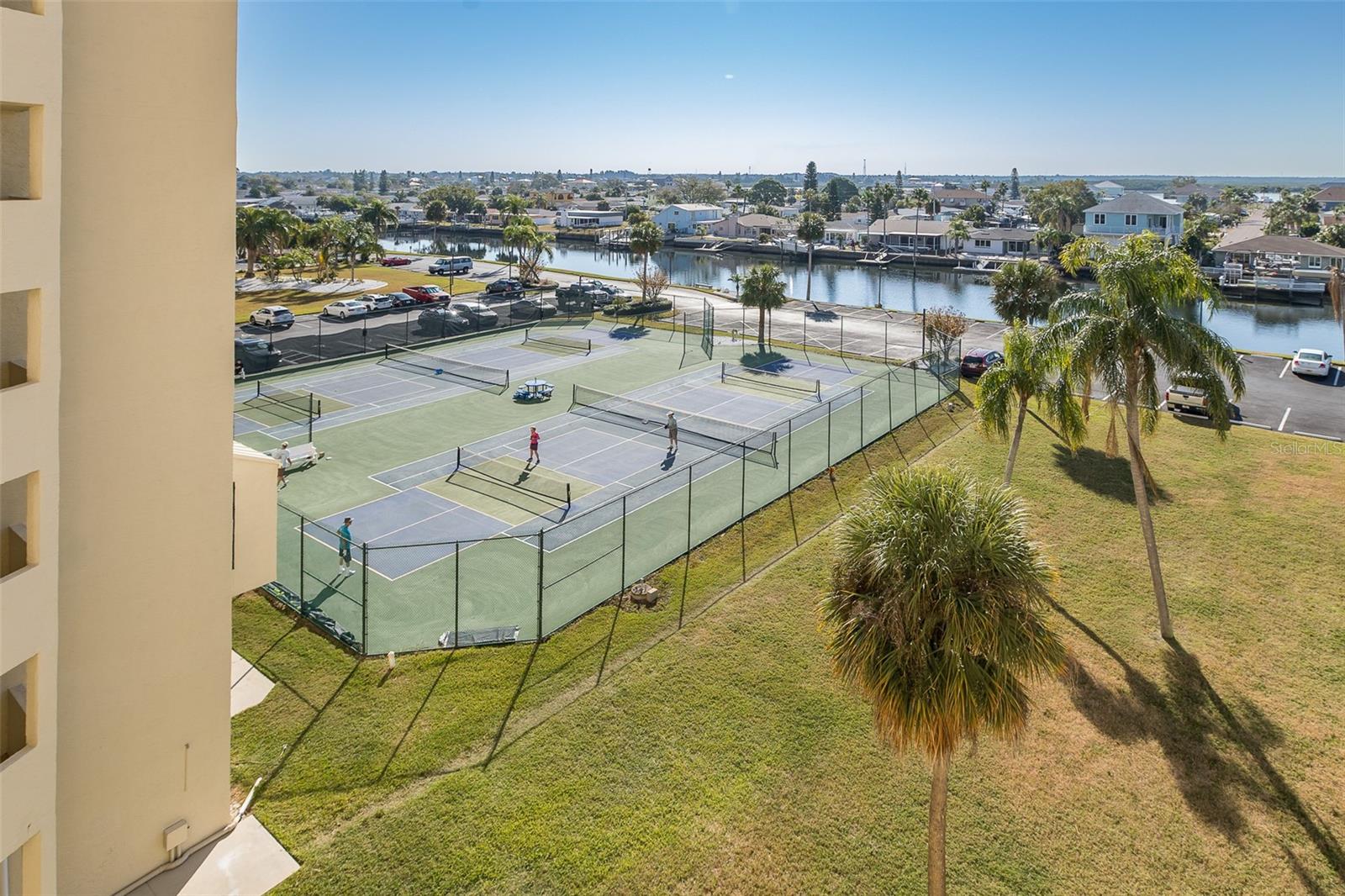 GULF ISLAND BEACH TENNIS - Residential