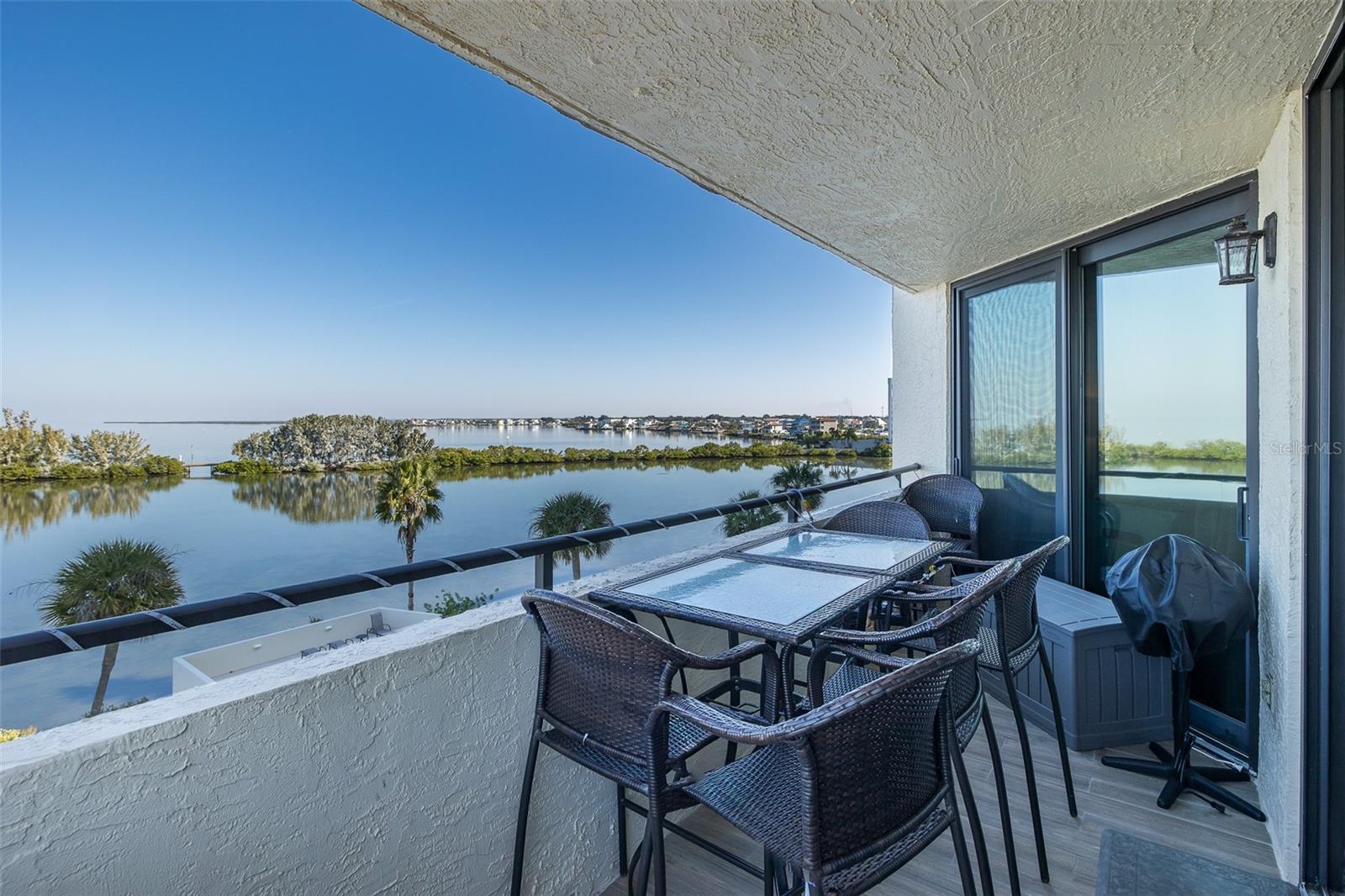 GULF ISLAND BEACH TENNIS - Residential