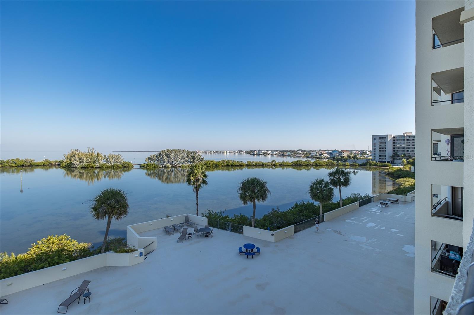 GULF ISLAND BEACH TENNIS - Residential