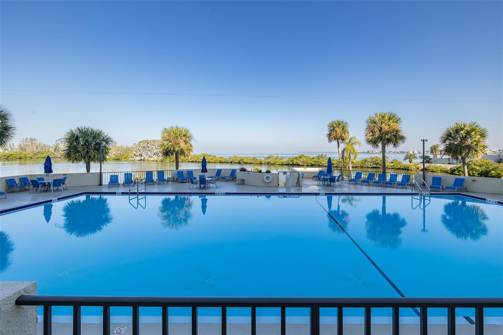 GULF ISLAND BEACH TENNIS - Residential