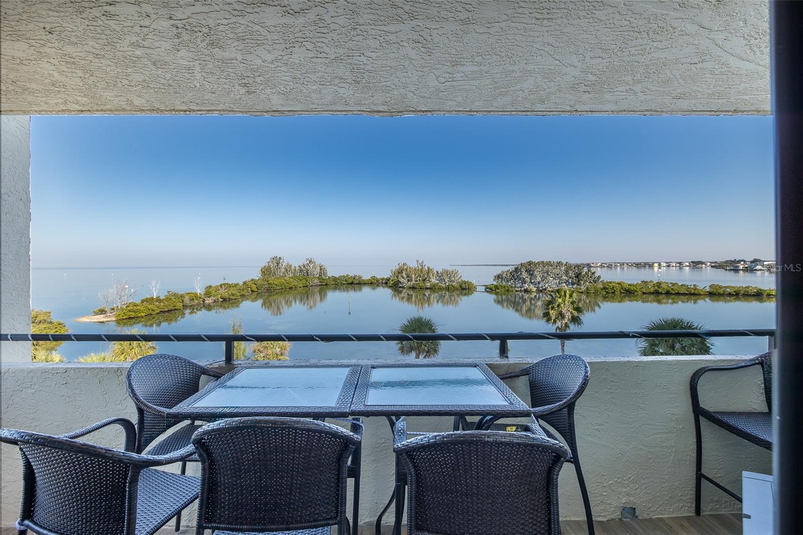 GULF ISLAND BEACH TENNIS - Residential