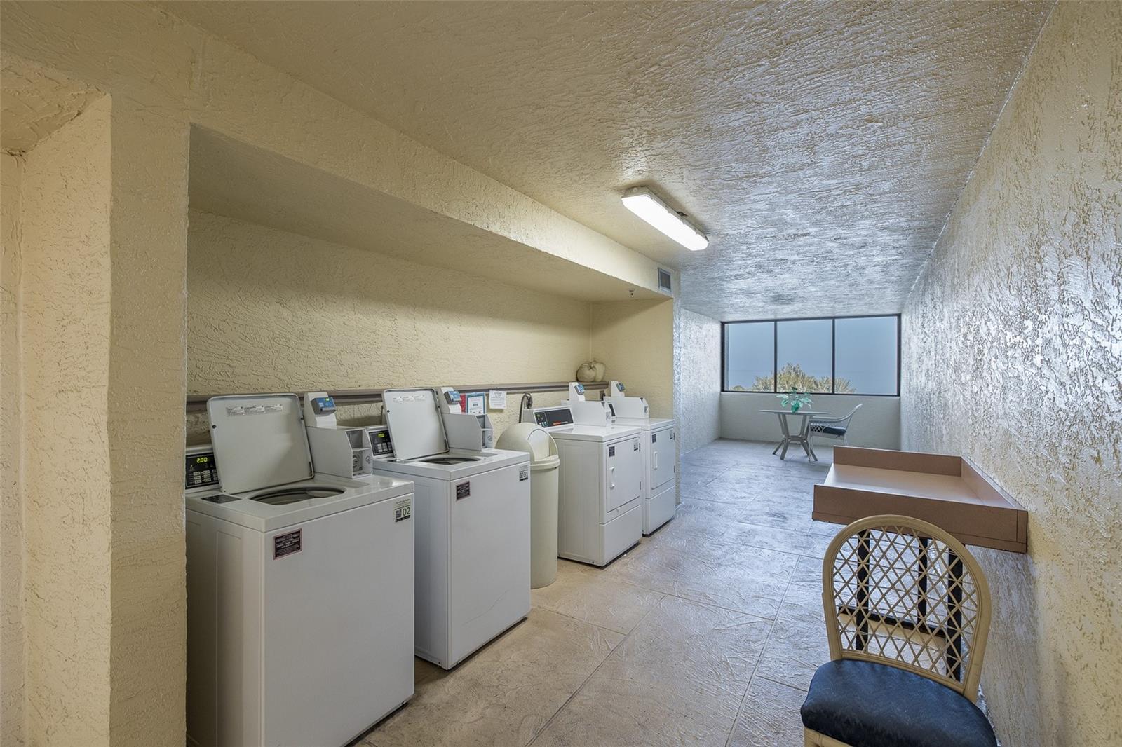 GULF ISLAND BEACH TENNIS - Residential