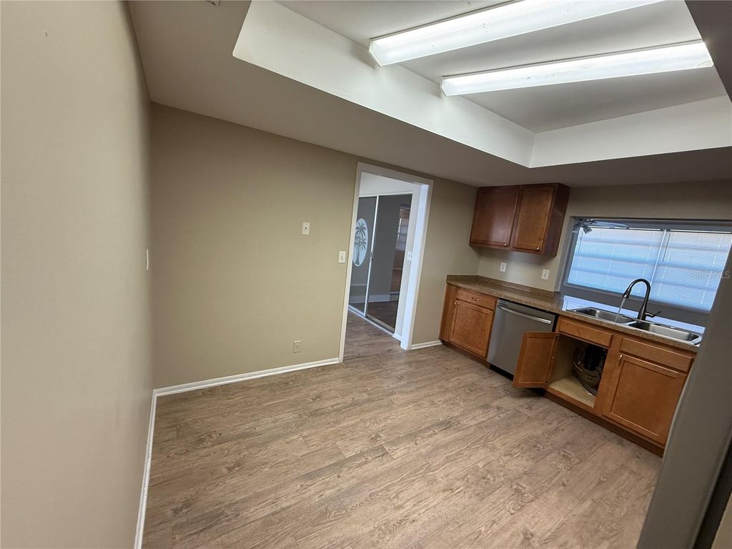 Photo of 3218 Oxford Drive W, Bradenton, FL 34205 (MLS # O6373753)