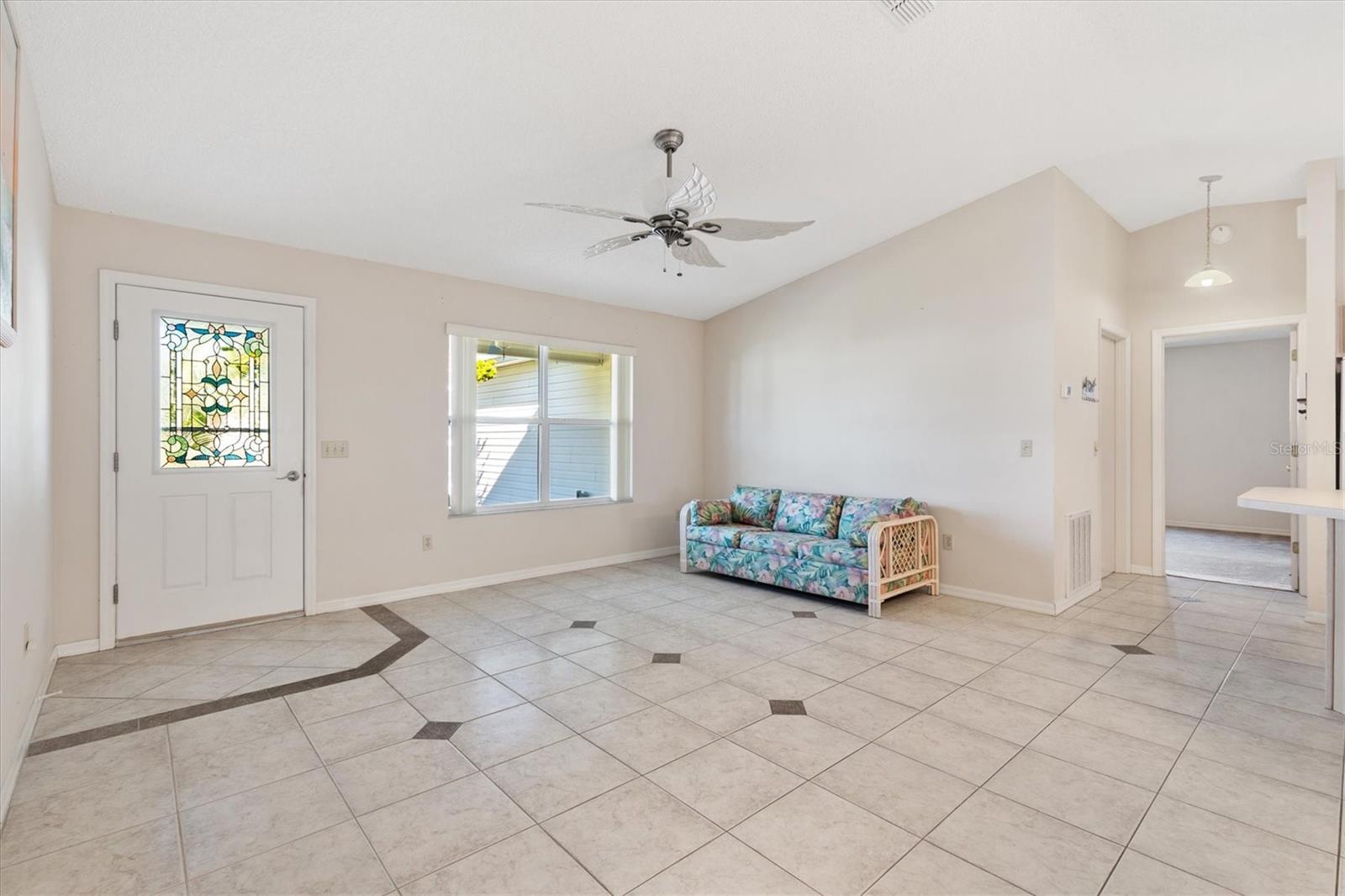 1201 DE LA FUENTE COURT