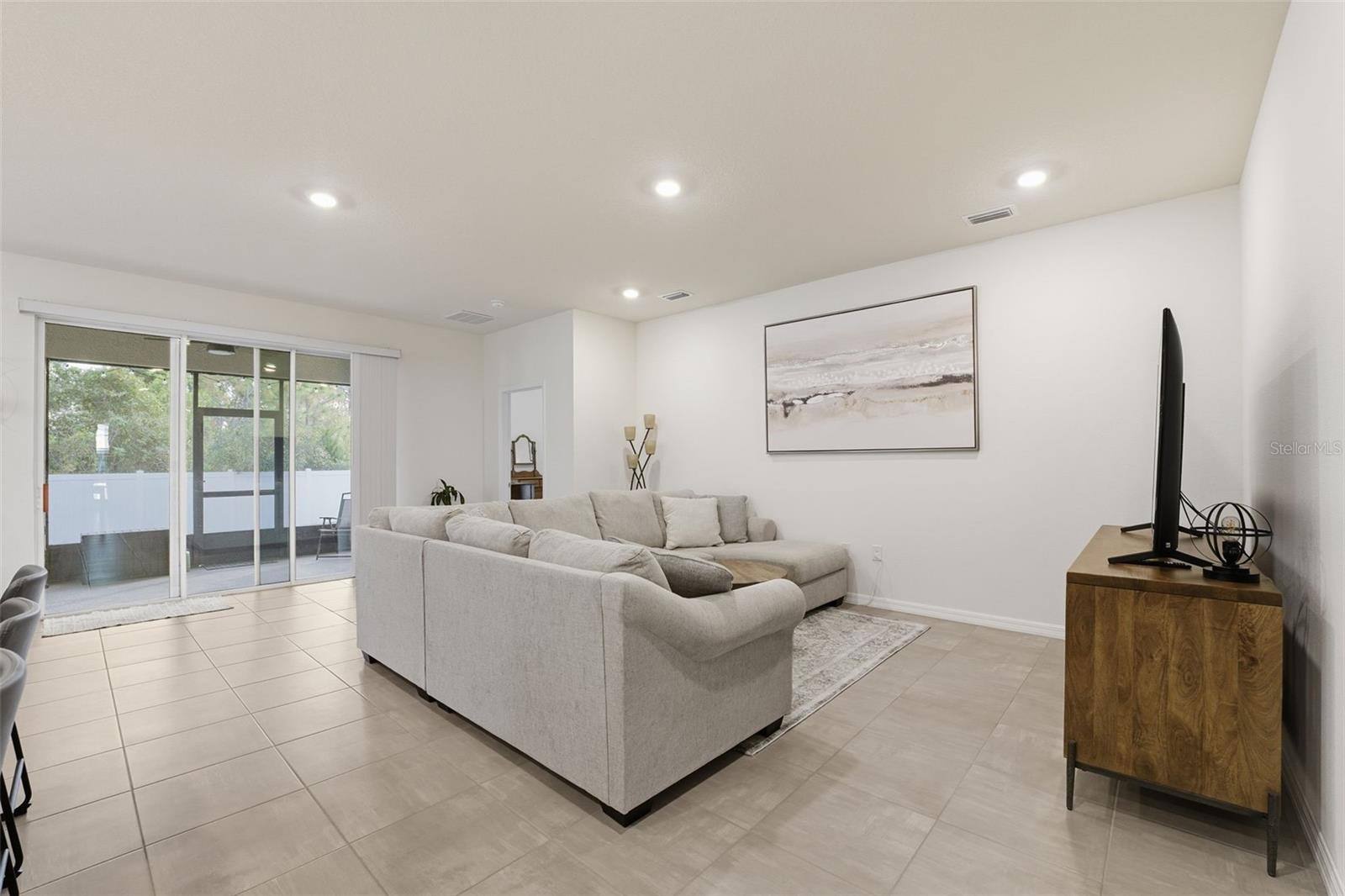 BARRINGTON/STERLING HILL UN 2 - Residential