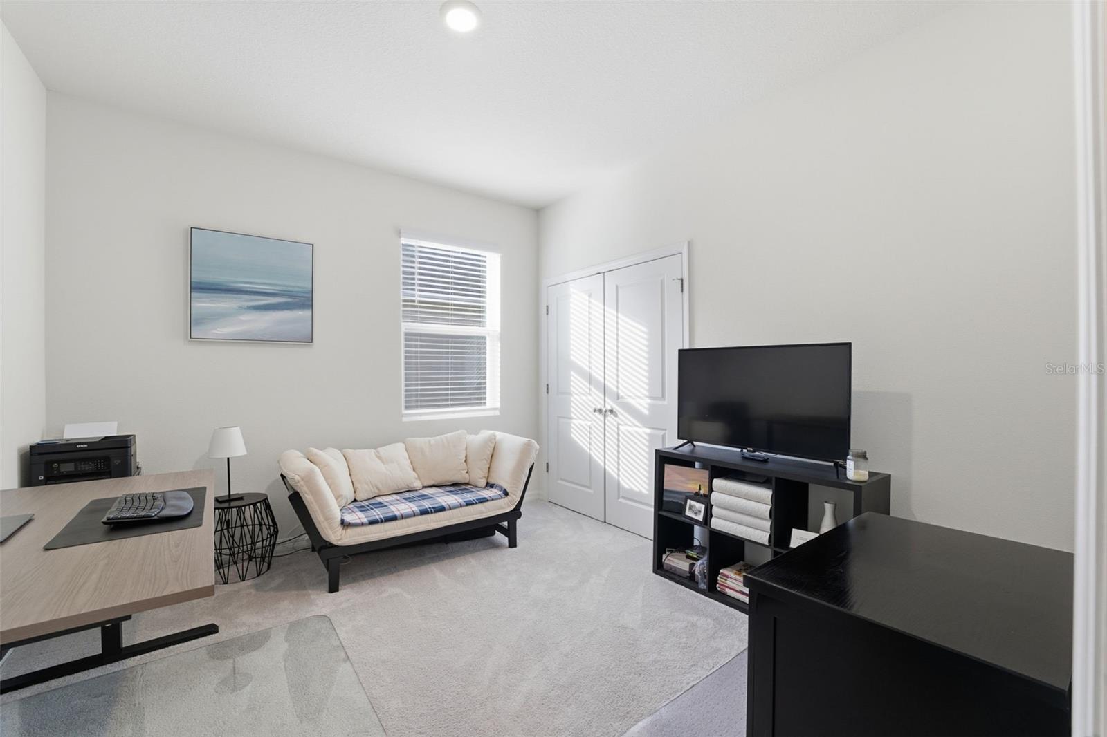 BARRINGTON/STERLING HILL UN 2 - Residential