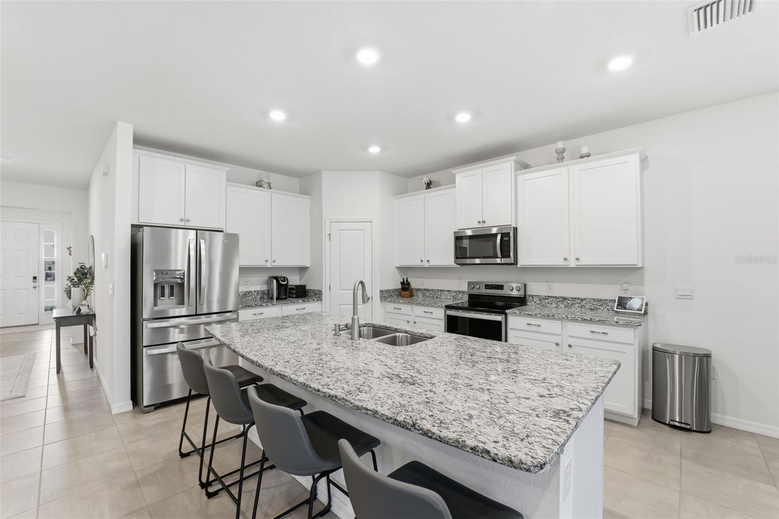 BARRINGTON/STERLING HILL UN 2 - Residential