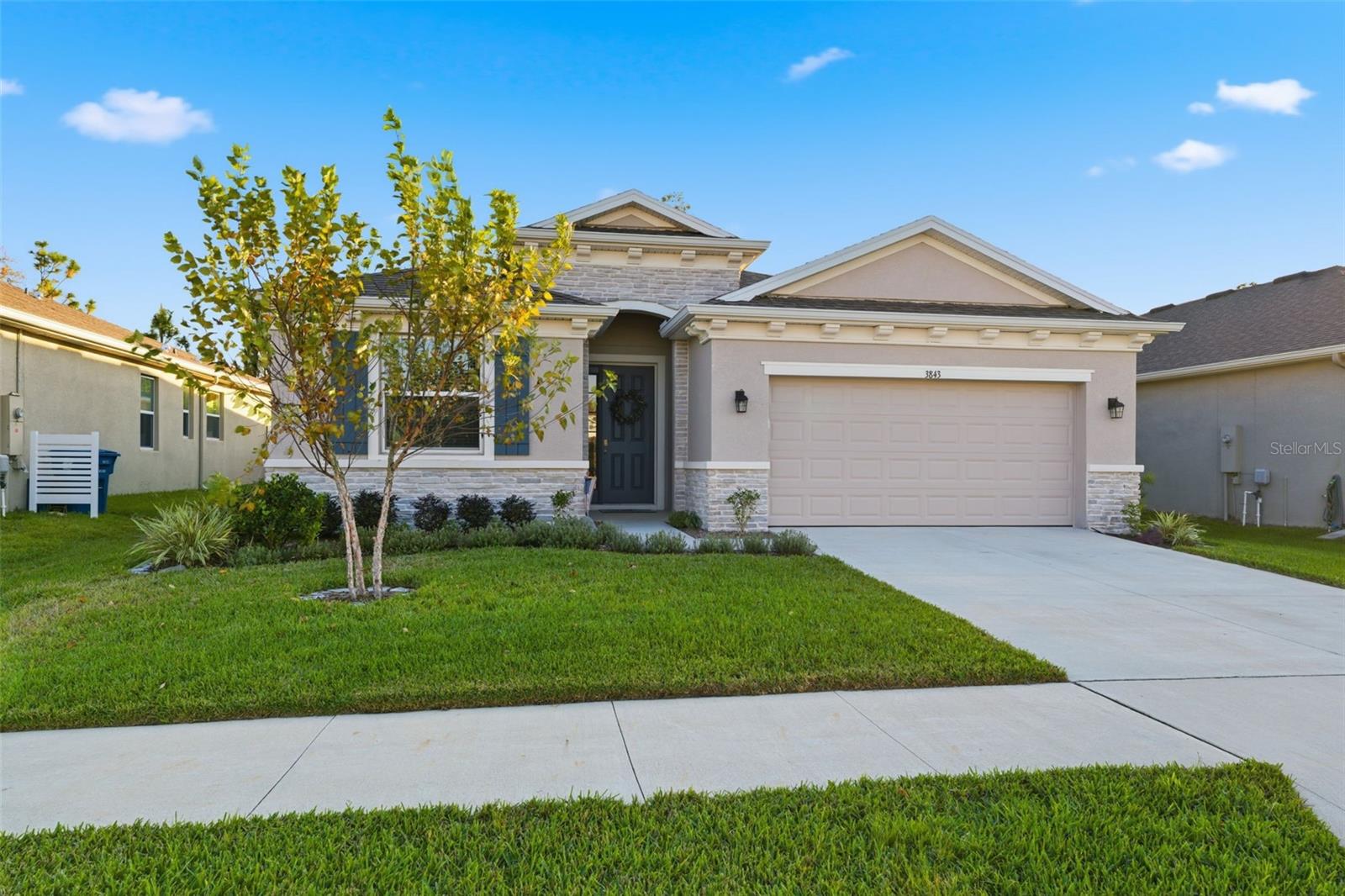 BARRINGTON/STERLING HILL UN 2 - Residential