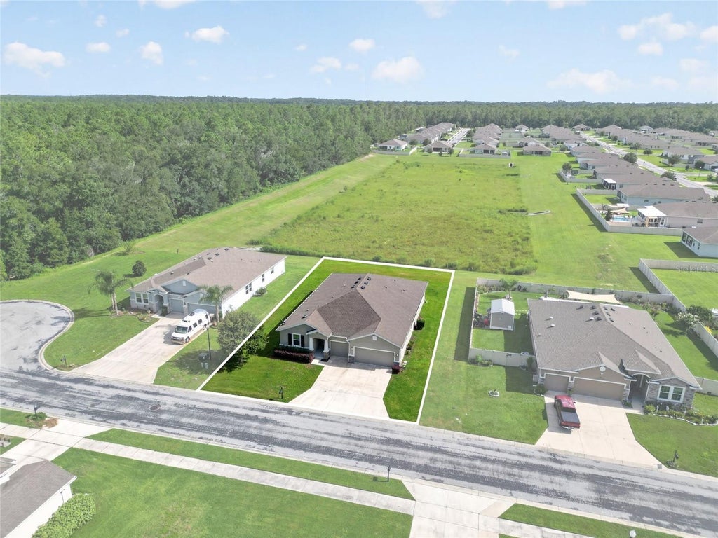 Photo of 5198 NE 19th Place, Ocala, FL 34470 (MLS # OM731309)