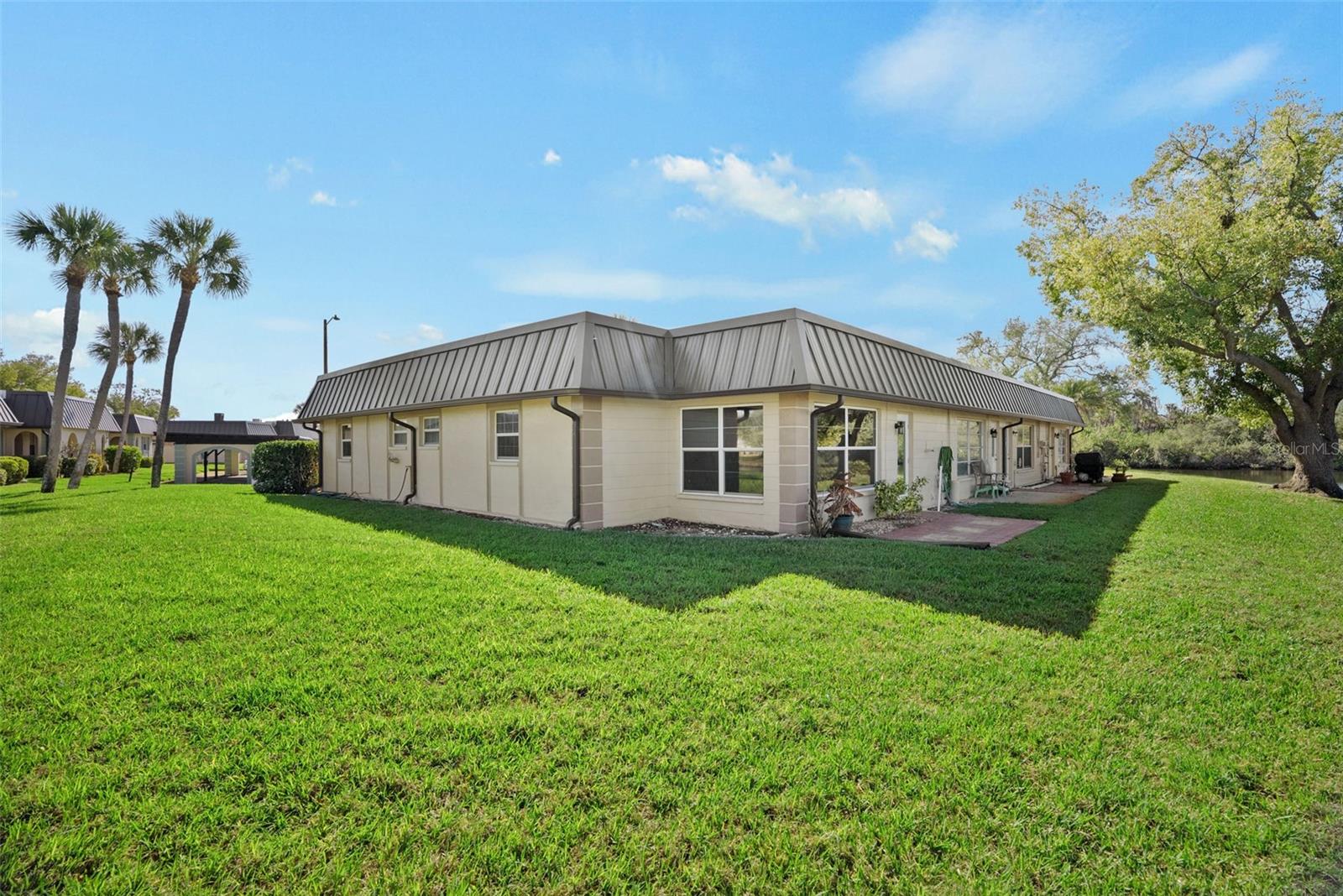 GARDENS BEACON SQUARE - Residential