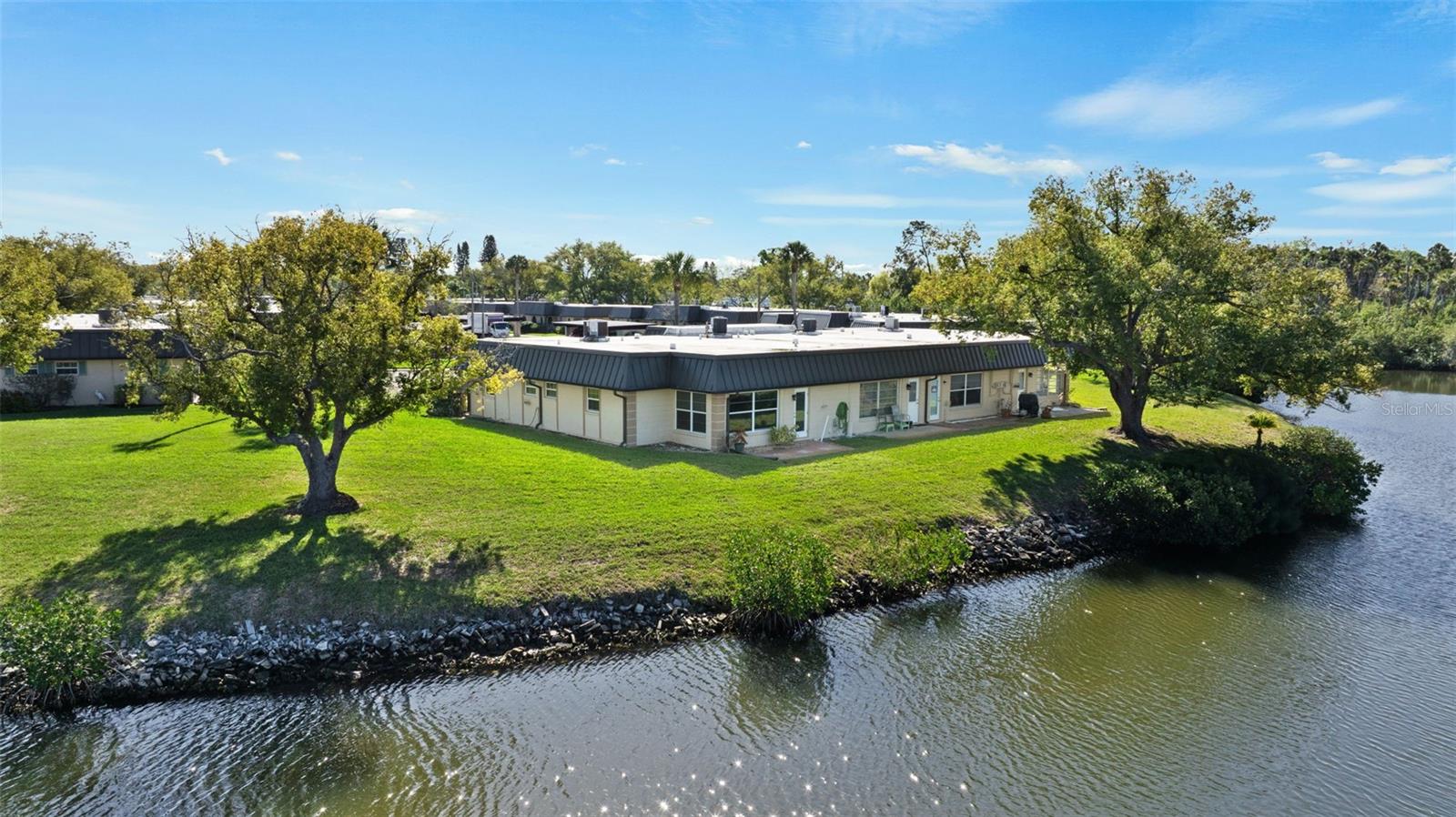 GARDENS BEACON SQUARE - Residential