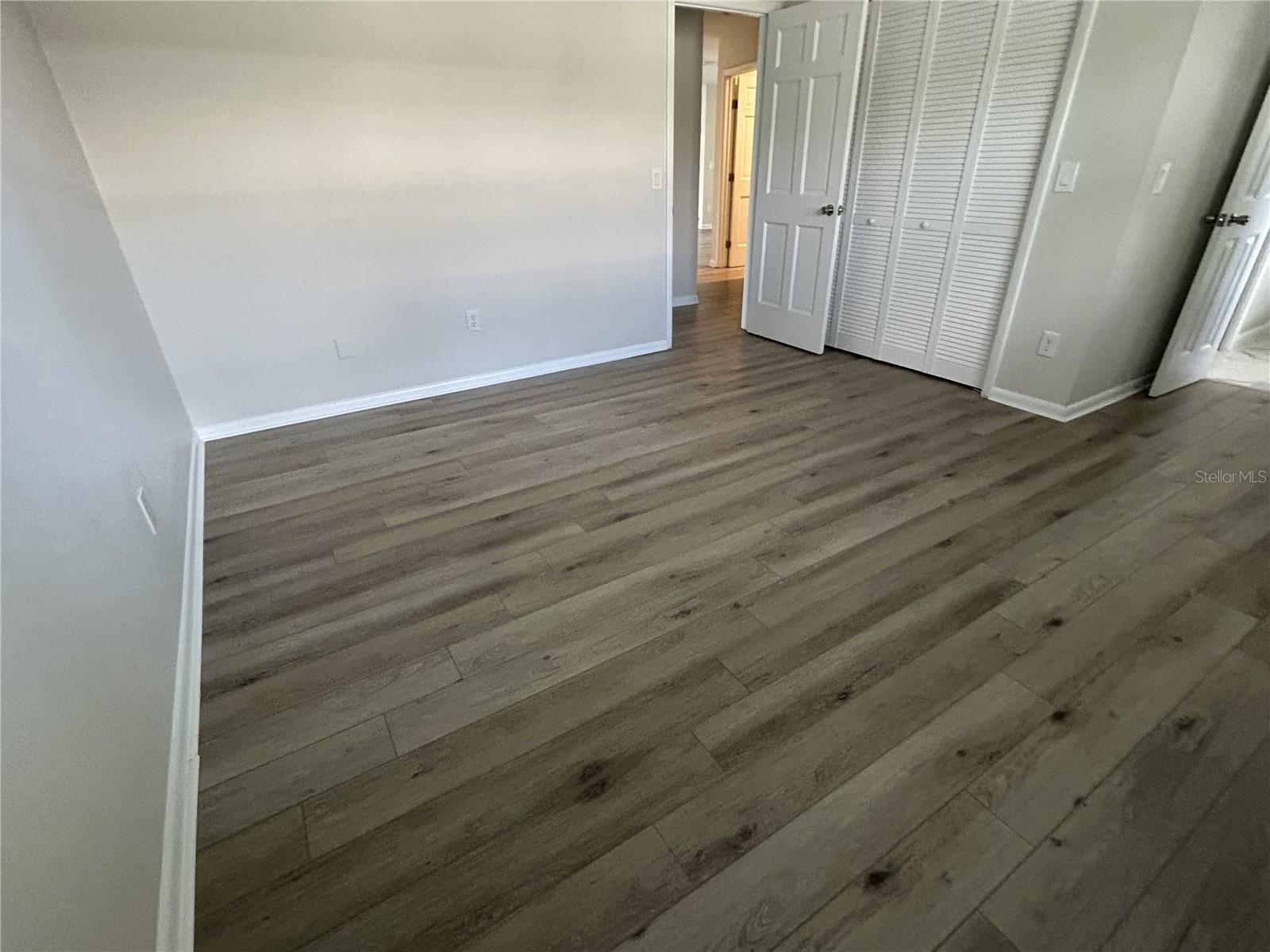 VILLAGE XX UNIT 1 OF CARROLLWO - Residential Lease