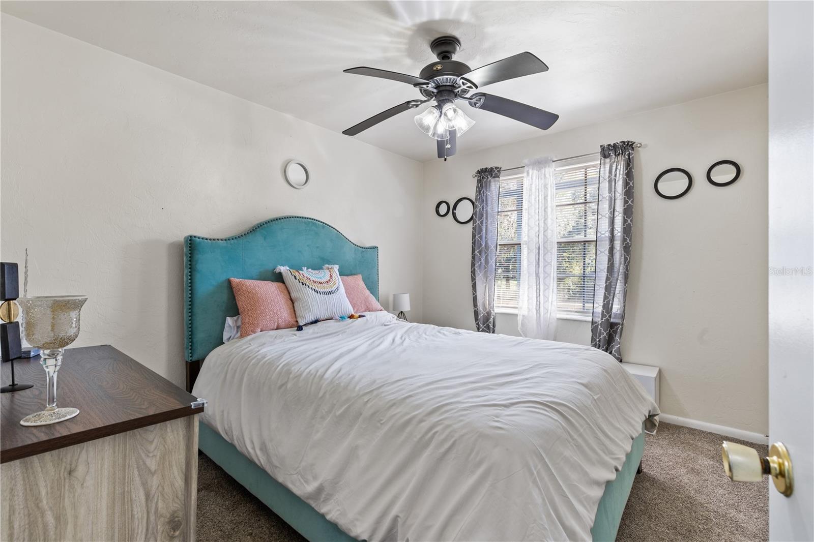LAKEVIEW ESTATES - Residential