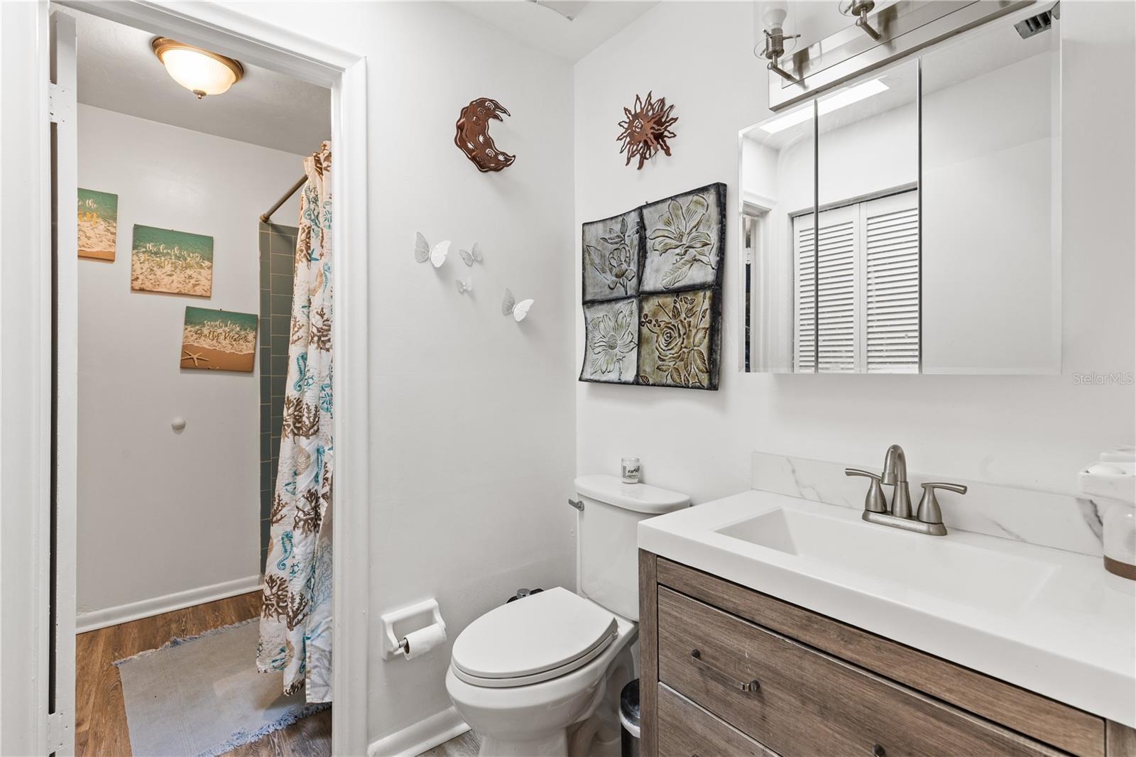 LAKEVIEW ESTATES - Residential