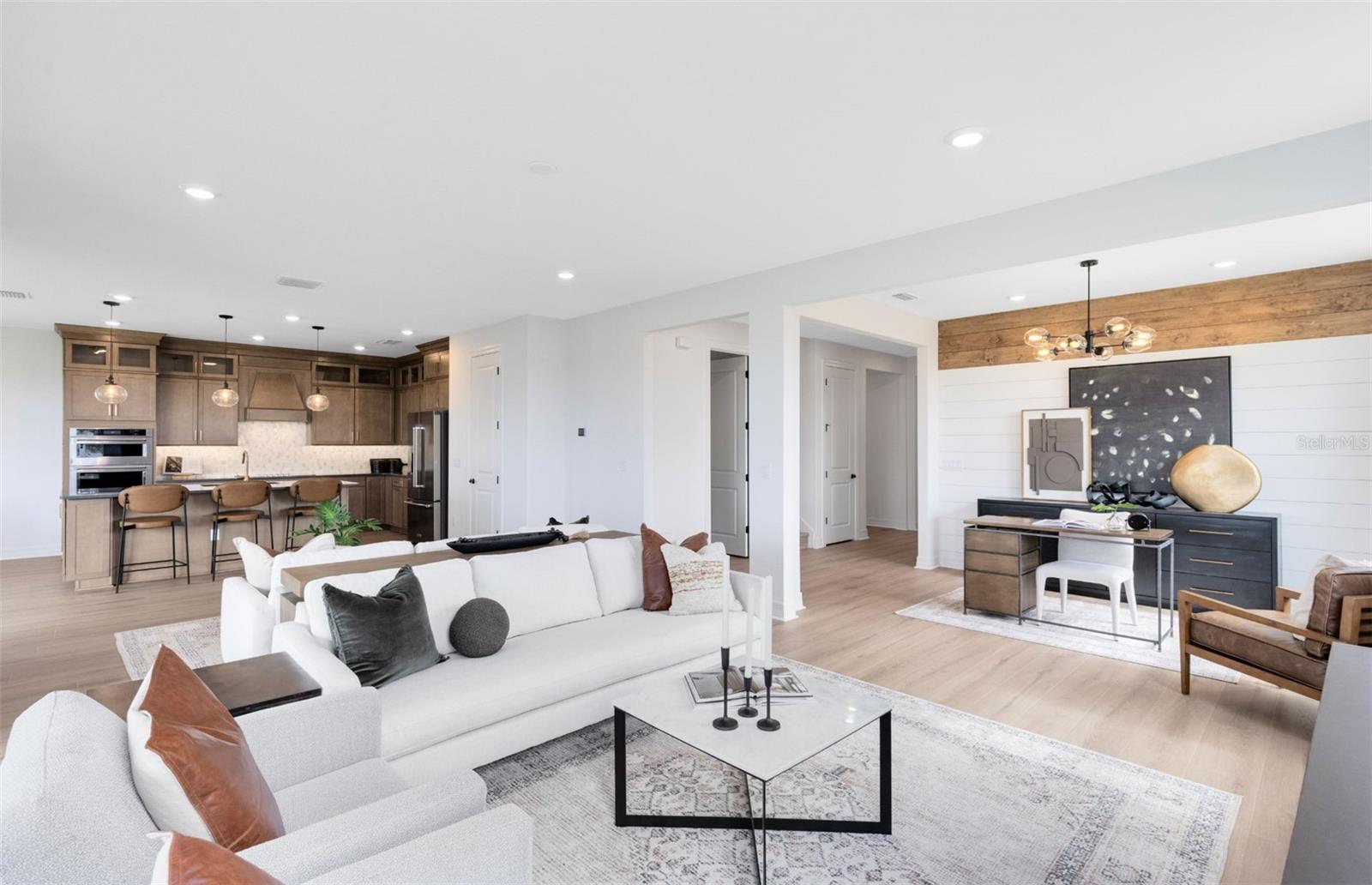 1538 VALIER POINT