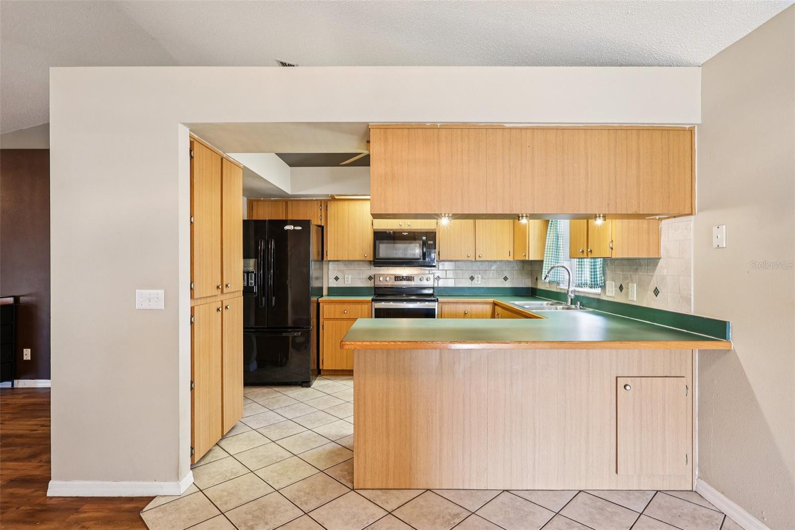 BRUSHS 03 - Residential