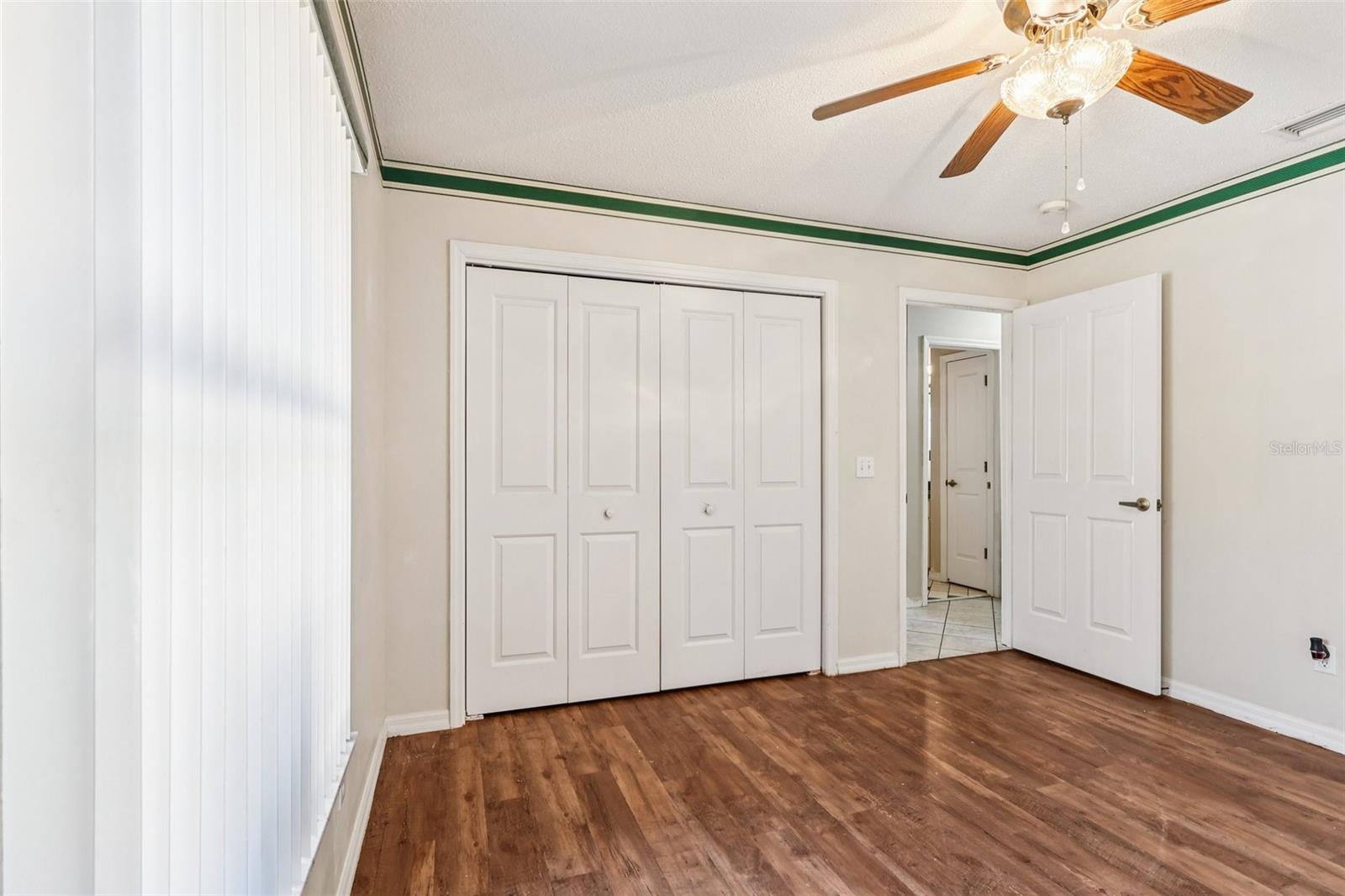 BRUSHS 03 - Residential