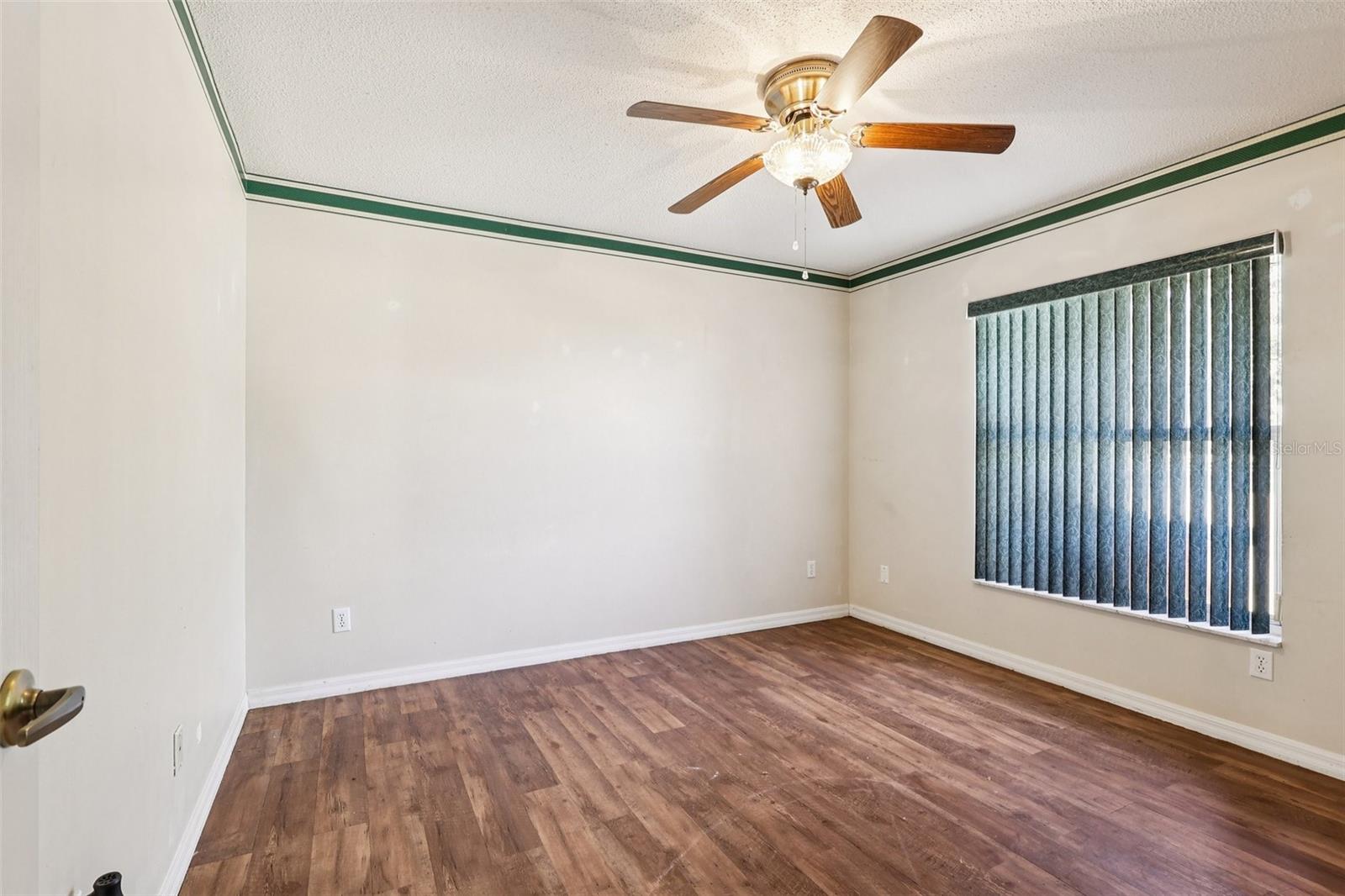 BRUSHS 03 - Residential