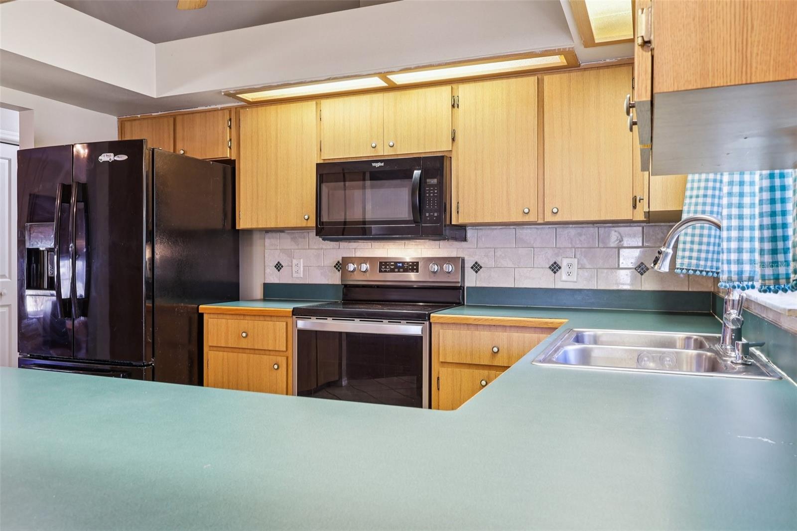 BRUSHS 03 - Residential