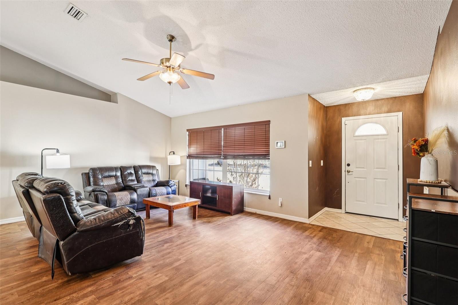 BRUSHS 03 - Residential