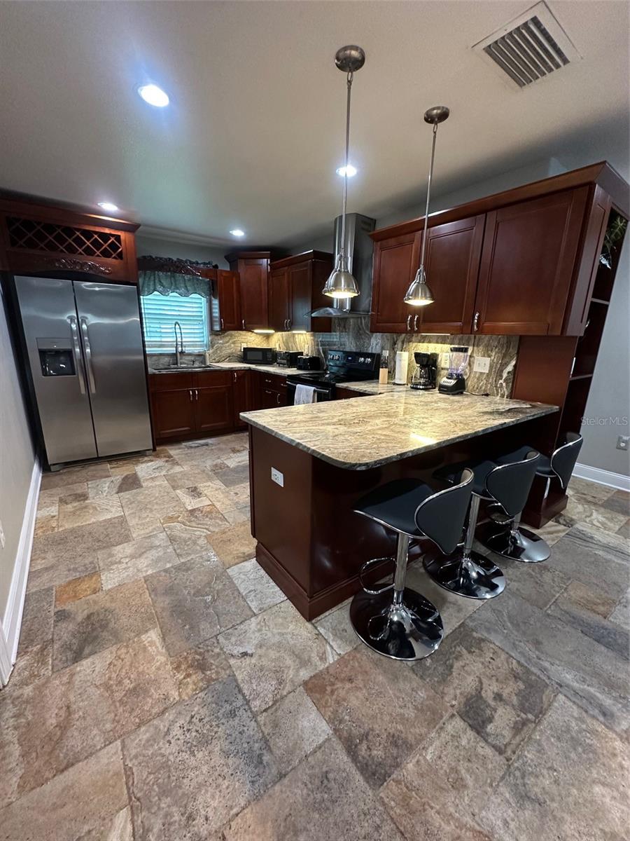 SKYLINE ACRES - Residential