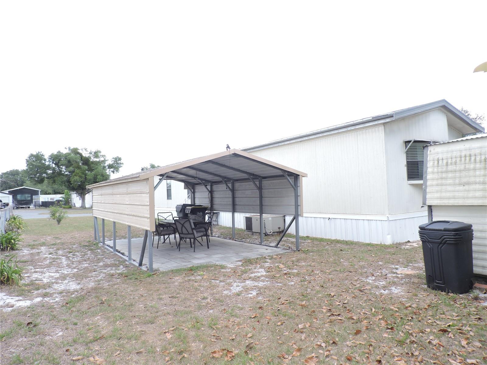 CALOOSA LAKE VILLAGE - Residential