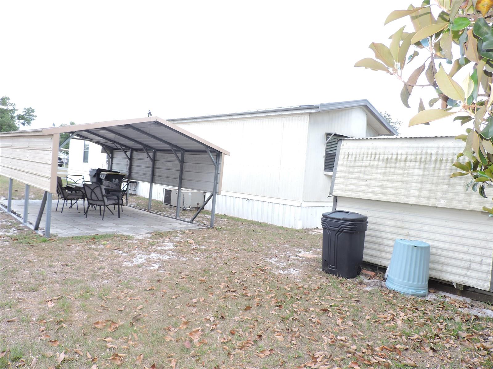 CALOOSA LAKE VILLAGE - Residential