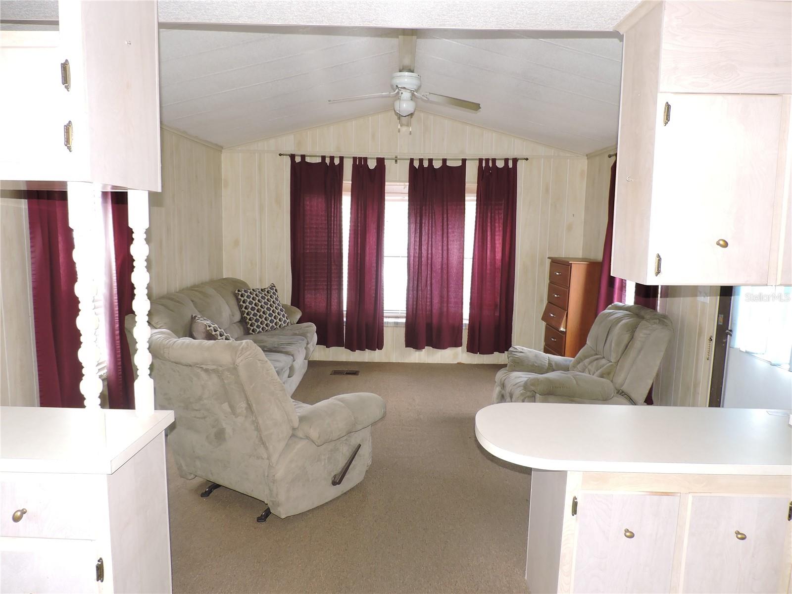 CALOOSA LAKE VILLAGE - Residential