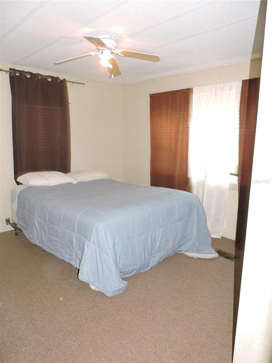 CALOOSA LAKE VILLAGE - Residential