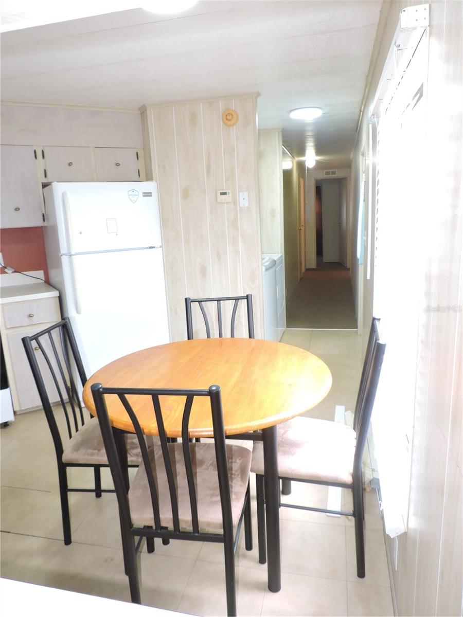 CALOOSA LAKE VILLAGE - Residential