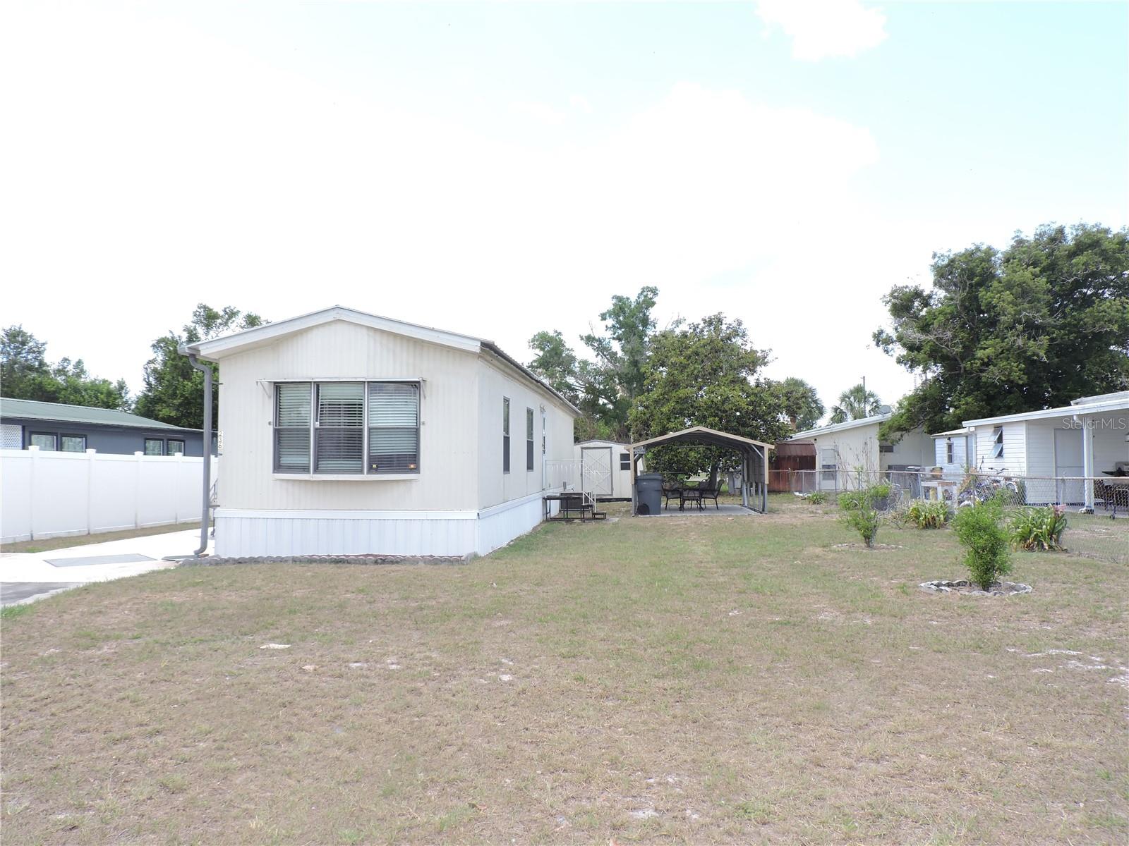 CALOOSA LAKE VILLAGE - Residential