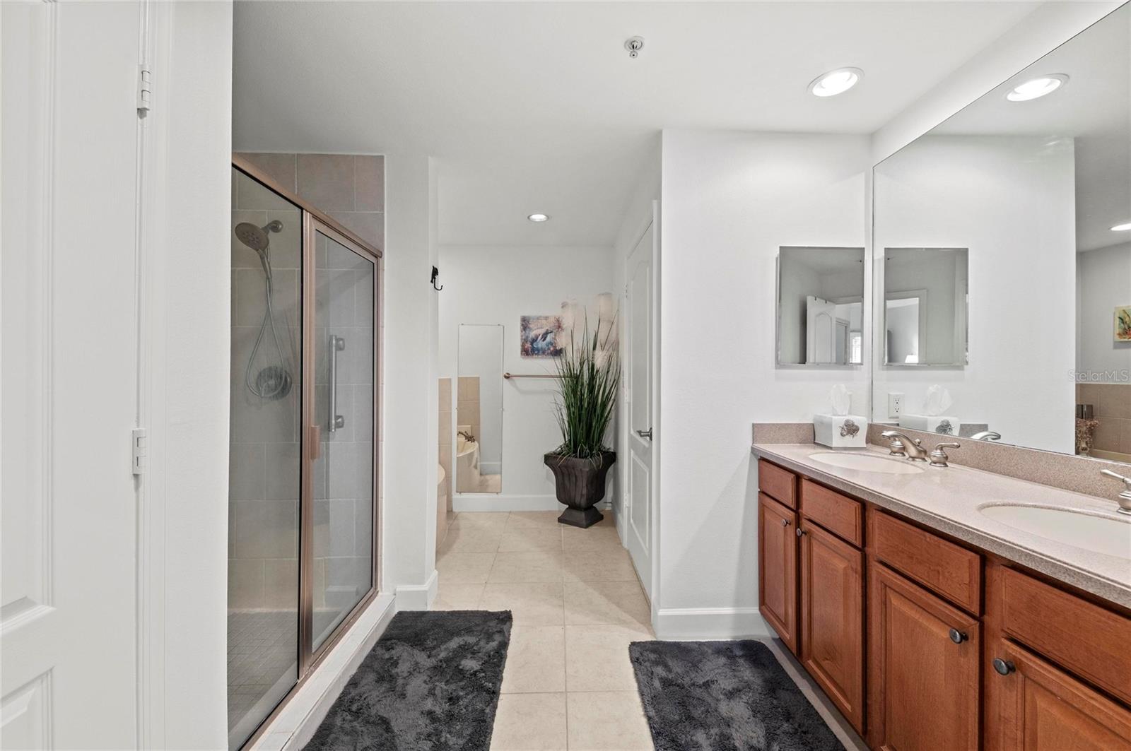 RIVER DANCE - Residential