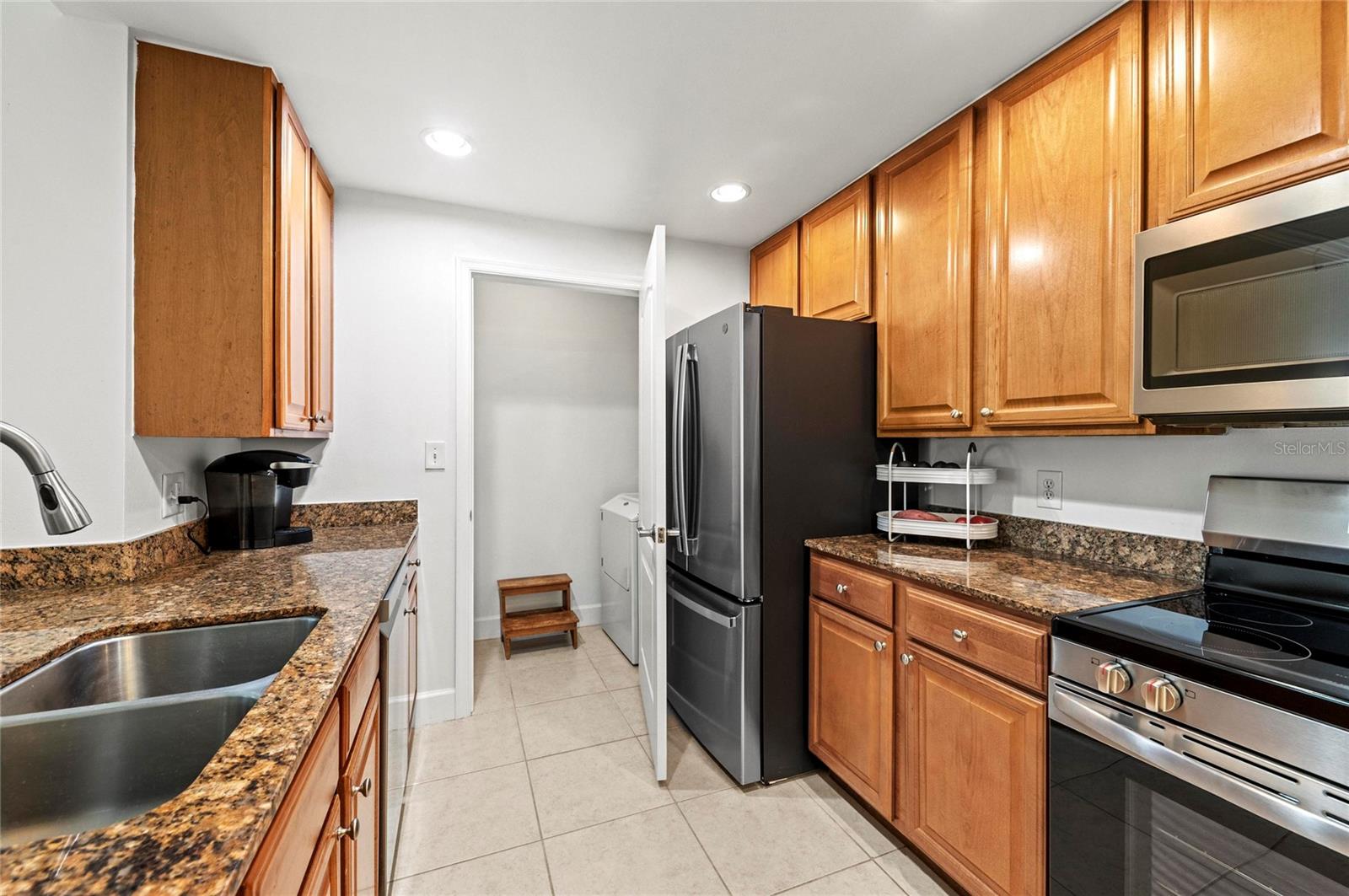 RIVER DANCE - Residential