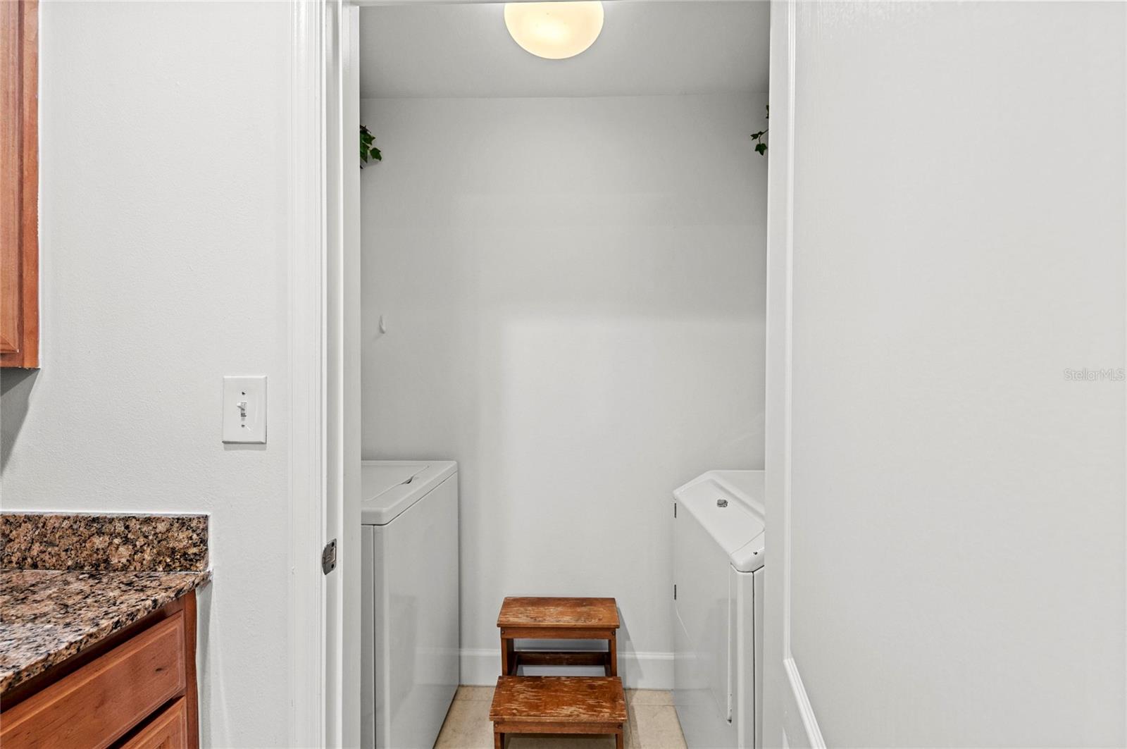 RIVER DANCE - Residential