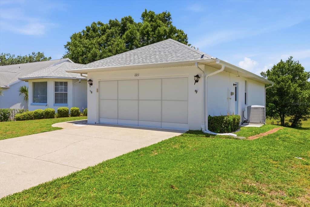 Photo of 685 W Colbert Court, Beverly Hills, FL 34465 (MLS # OM729520)