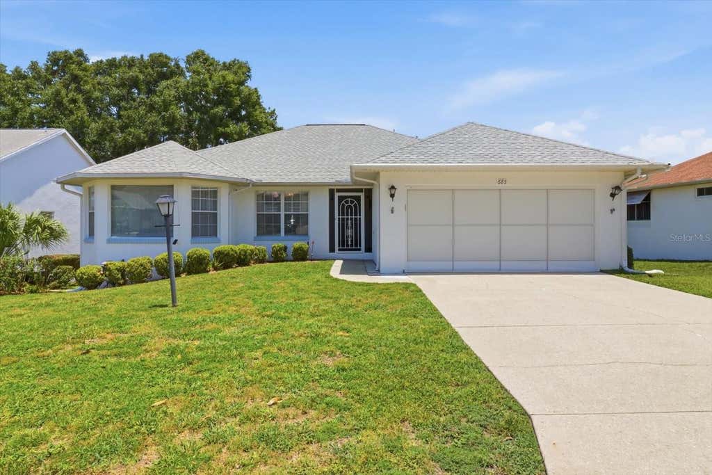 Photo of 685 W Colbert Court, Beverly Hills, FL 34465 (MLS # OM729520)